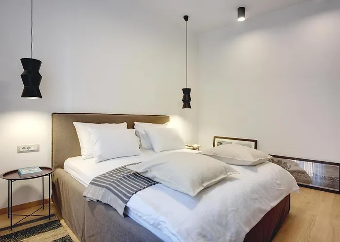 Apartman Cave Design *